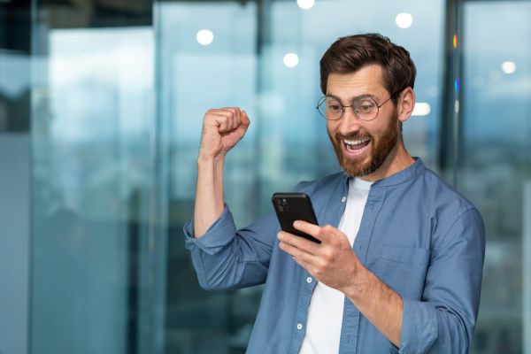 Du erhältst bei Leistungsfreiheit bis zu 300 € pro Jahr von uns zurück